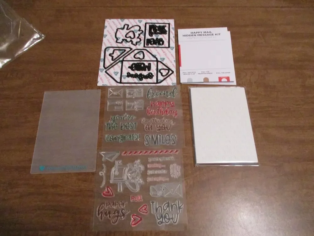 DIAMOND PRESS HAPPY MAIL MESSAGE KIT STAMP & DIE SET